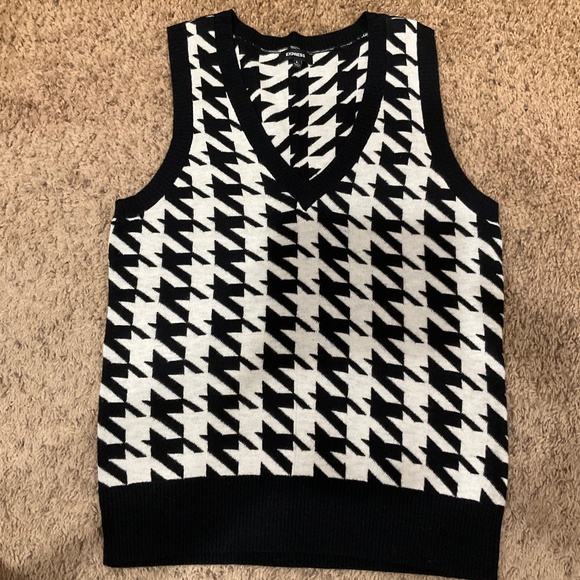 Express Sweaters - Vintage Express Houndstooth Sweater Vest  Black And White